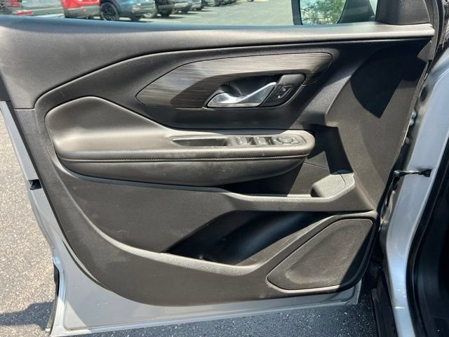 Used 2020 GMC Terrain SLT AWD/4WD image 25