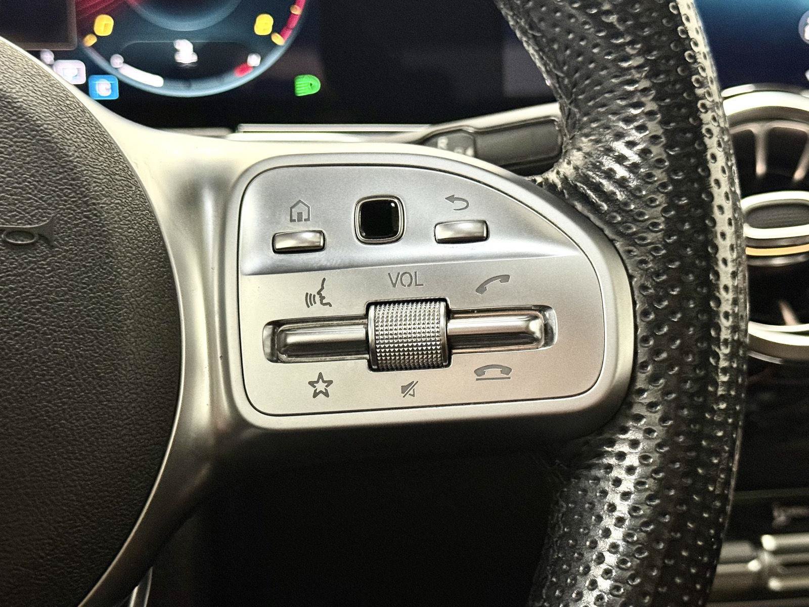 Used 2021 Mercedes-Benz GLB 250 image 24
