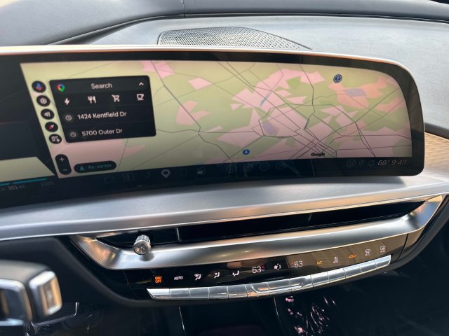 Certified 2026 Cadillac Lyriq Signature Luxury w/ Nappa Leather Package AWD/4WD image 22