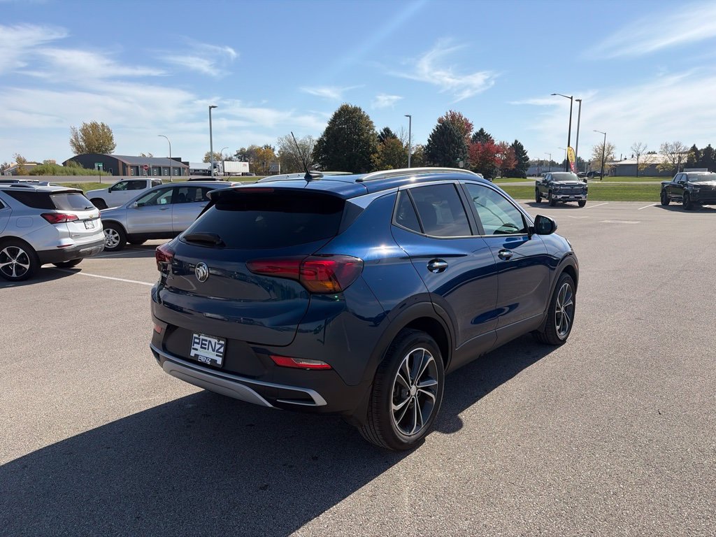 Used 2021 Buick Encore GX Select FWD image 3