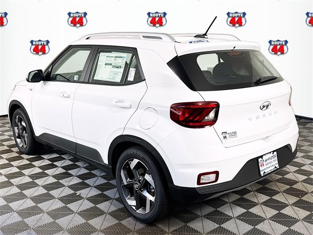 New 2025 Hyundai Venue SEL image 5