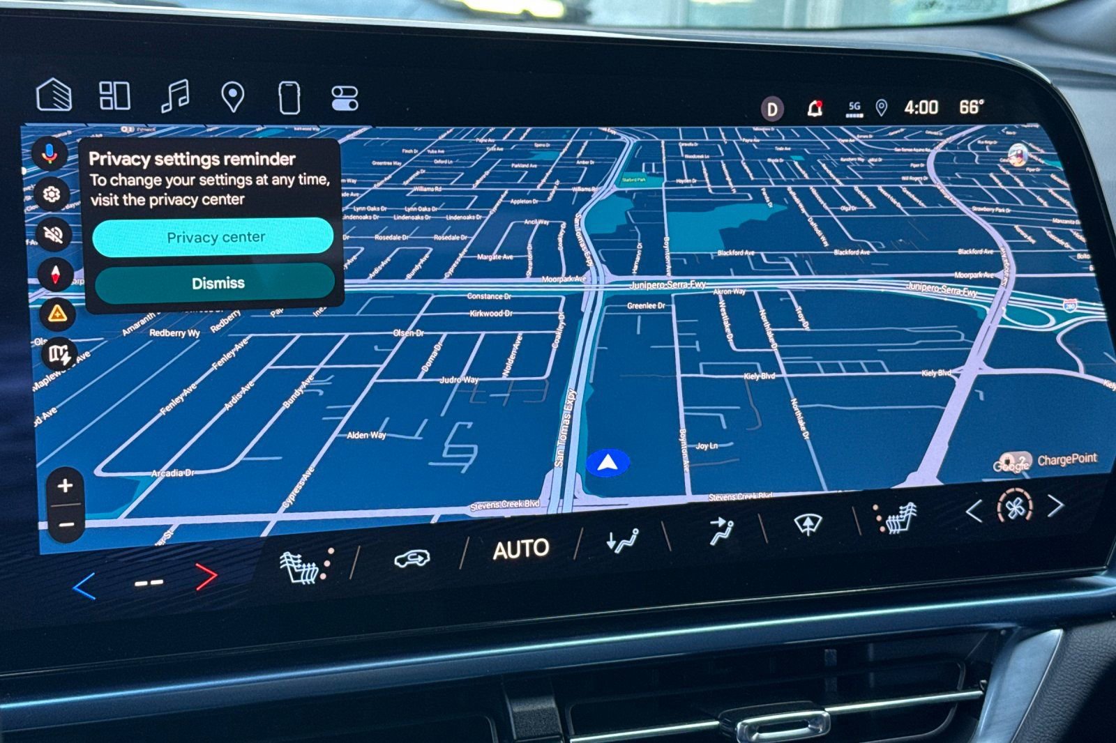 Used 2025 Chevrolet Equinox EV LT w/ Convenience Package image 39