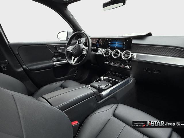 Used 2022 Mercedes-Benz GLB 250 4MATIC w/ Premium Package Lite image 12