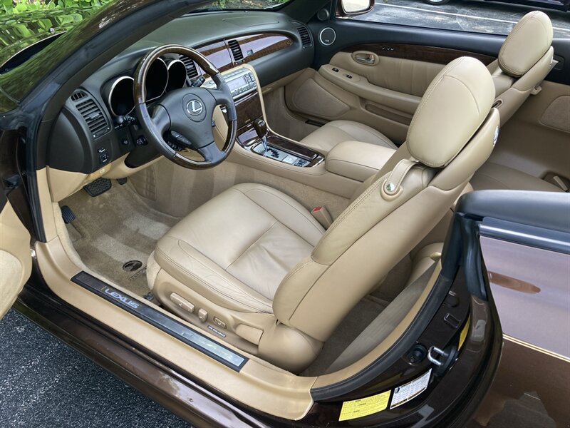 Used 2006 Lexus SC 430 Convertible RWD image 14
