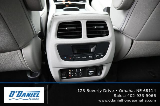 Used 2017 Honda Pilot Touring image 37