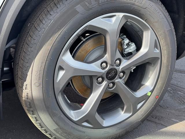 New 2025 Ford Escape ST-Line w/ Tech Pack #1 image 40