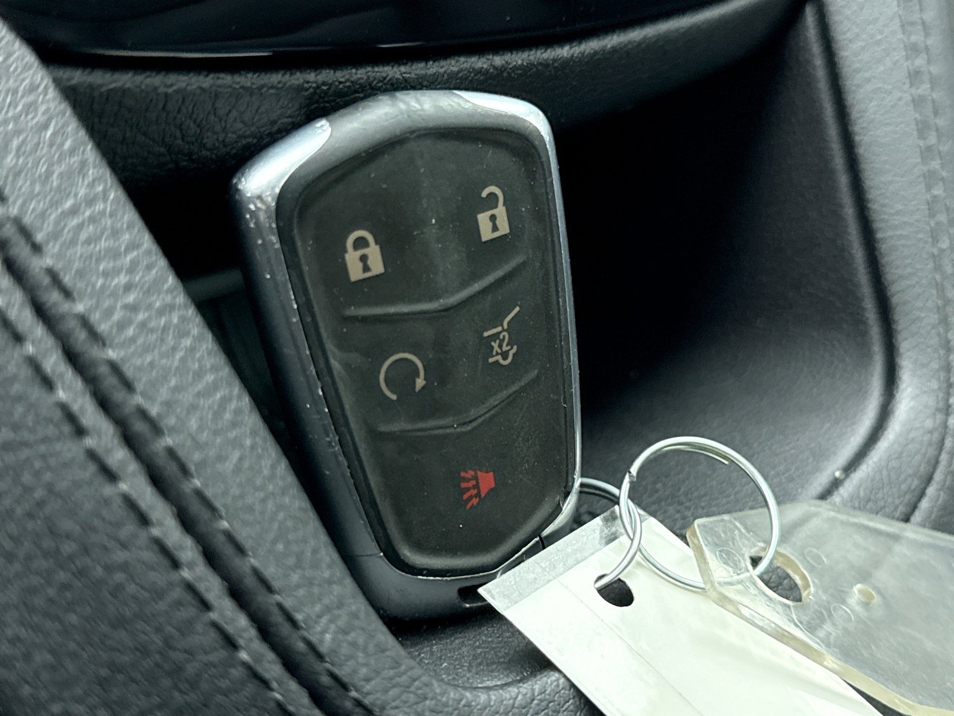 Used 2022 Cadillac XT5 Premium Luxury w/ LPO, Floor Liner Package image 26