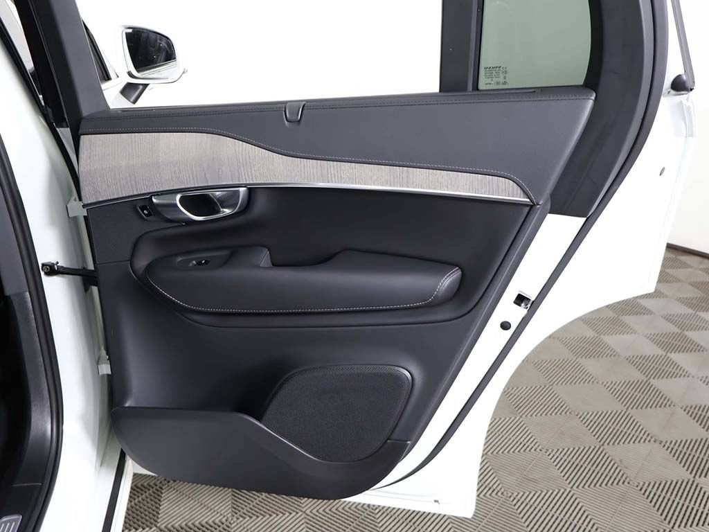 Used 2023 Volvo XC90 T8 Ultimate w/ Protection Package Premier AWD/4WD image 32