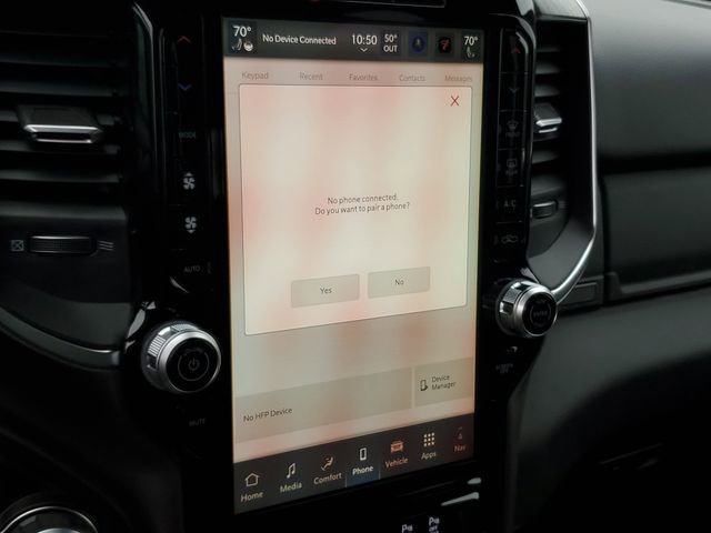 New 2026 RAM 1500 4x4 Crew Cab image 10