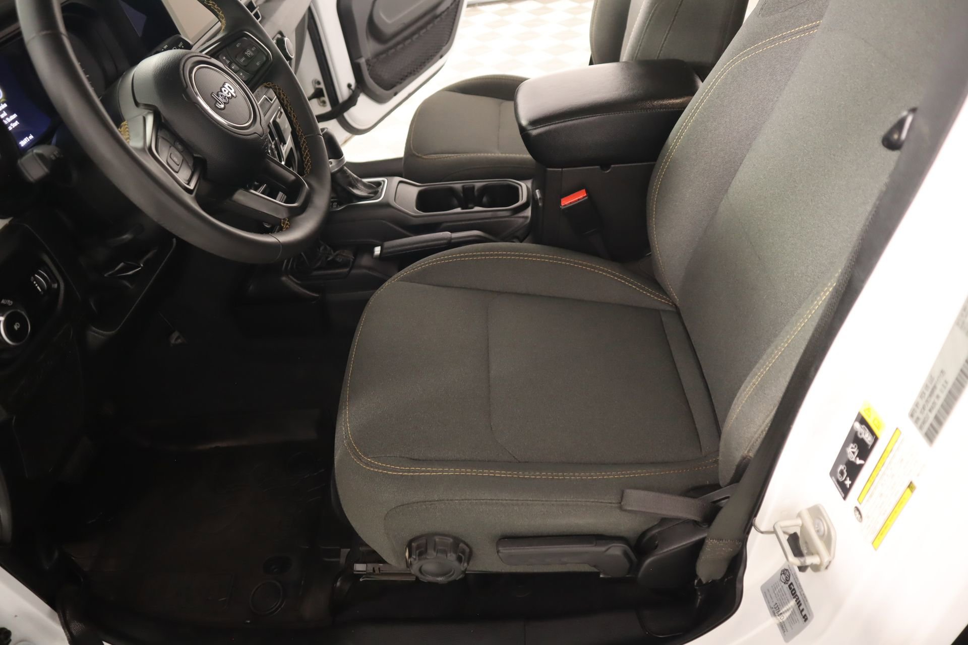 Used 2024 Jeep Wrangler Sport S image 11