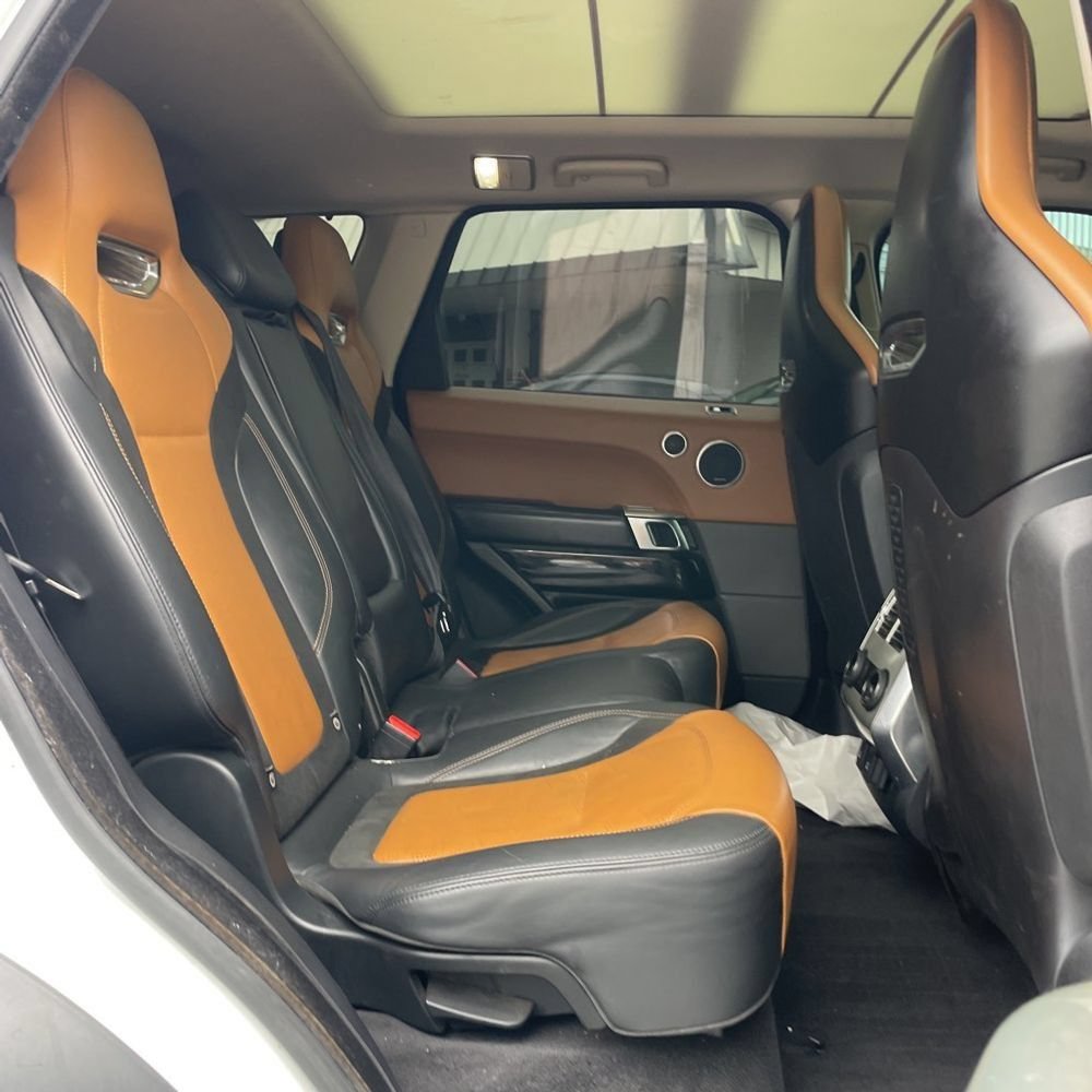 Used 2019 Land Rover Range Rover Sport SVR AWD/4WD image 12