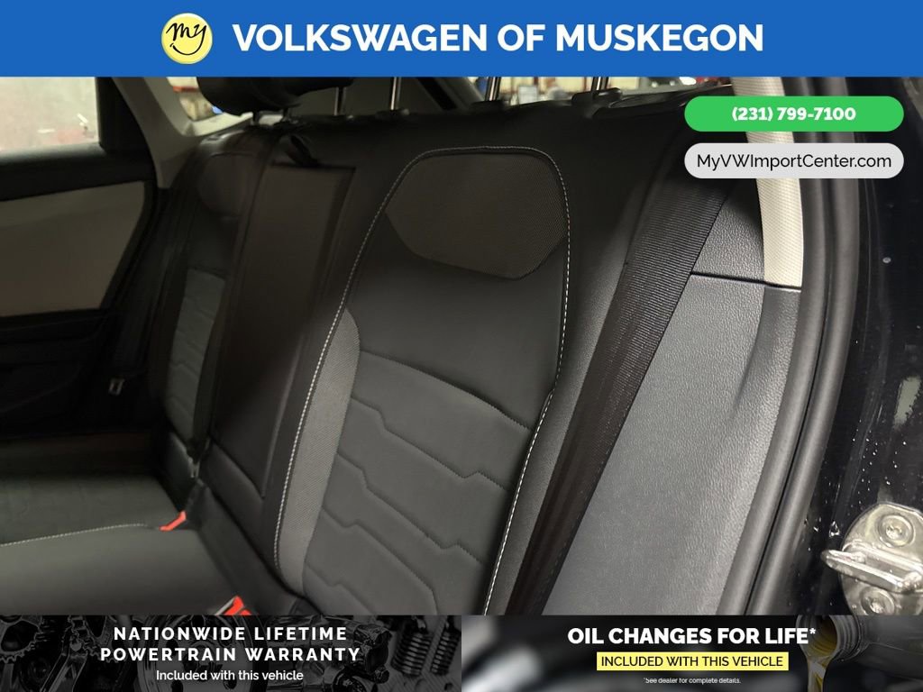 New 2026 Volkswagen Taos SE image 24