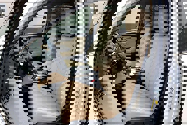 Used 2023 Acura MDX SH-AWD image 25