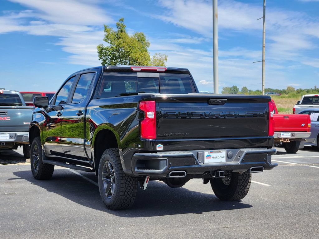 New 2026 Chevrolet Silverado 1500 LT Trail Boss w/ LT Trail Boss Premium Package AWD/4WD image 2