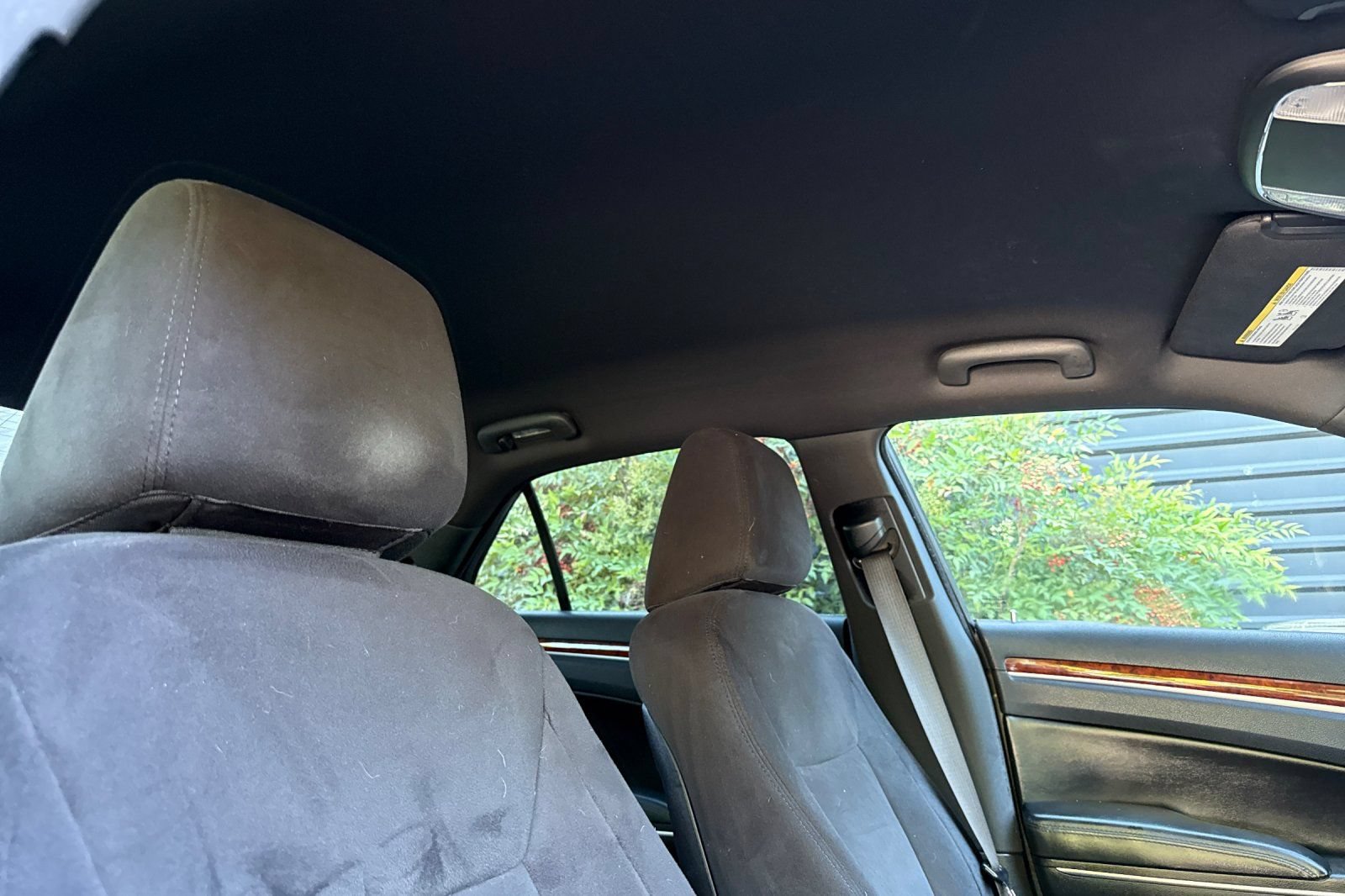 Used 2012 Chrysler 300 RWD image 17