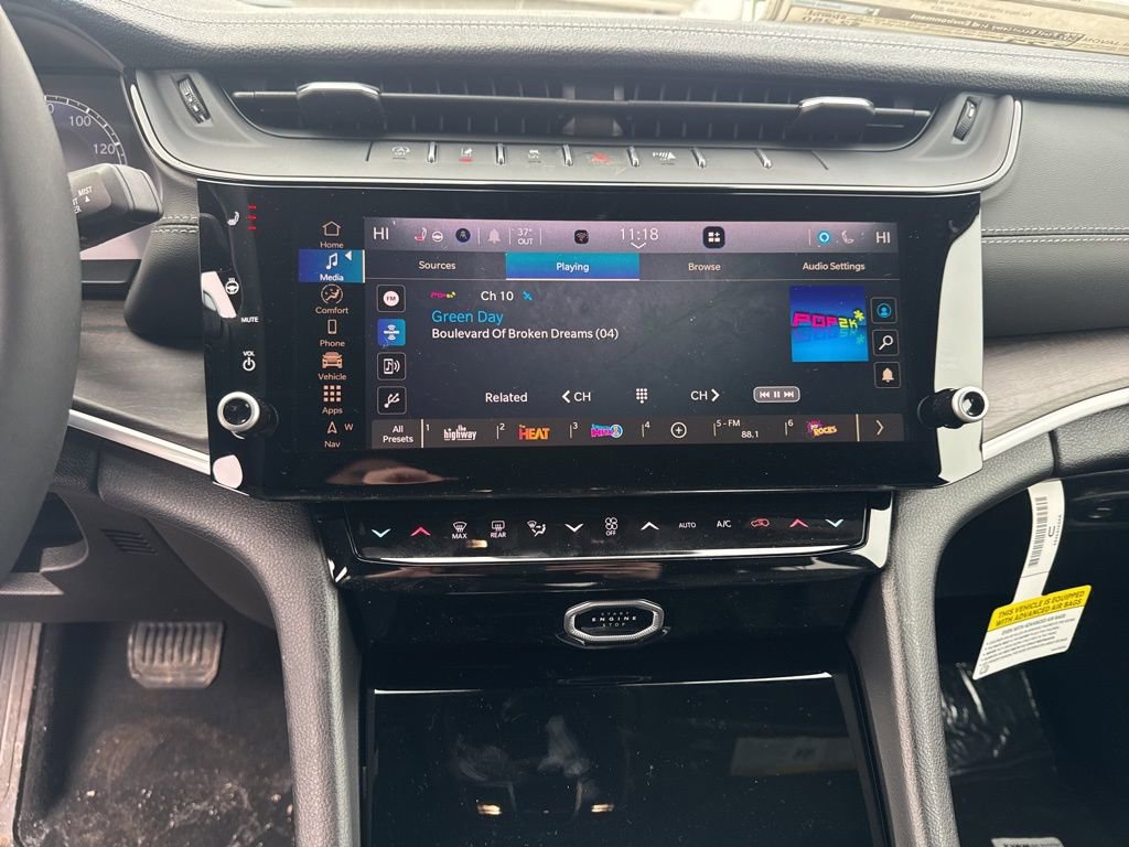 New 2026 Jeep Grand Cherokee Limited image 12