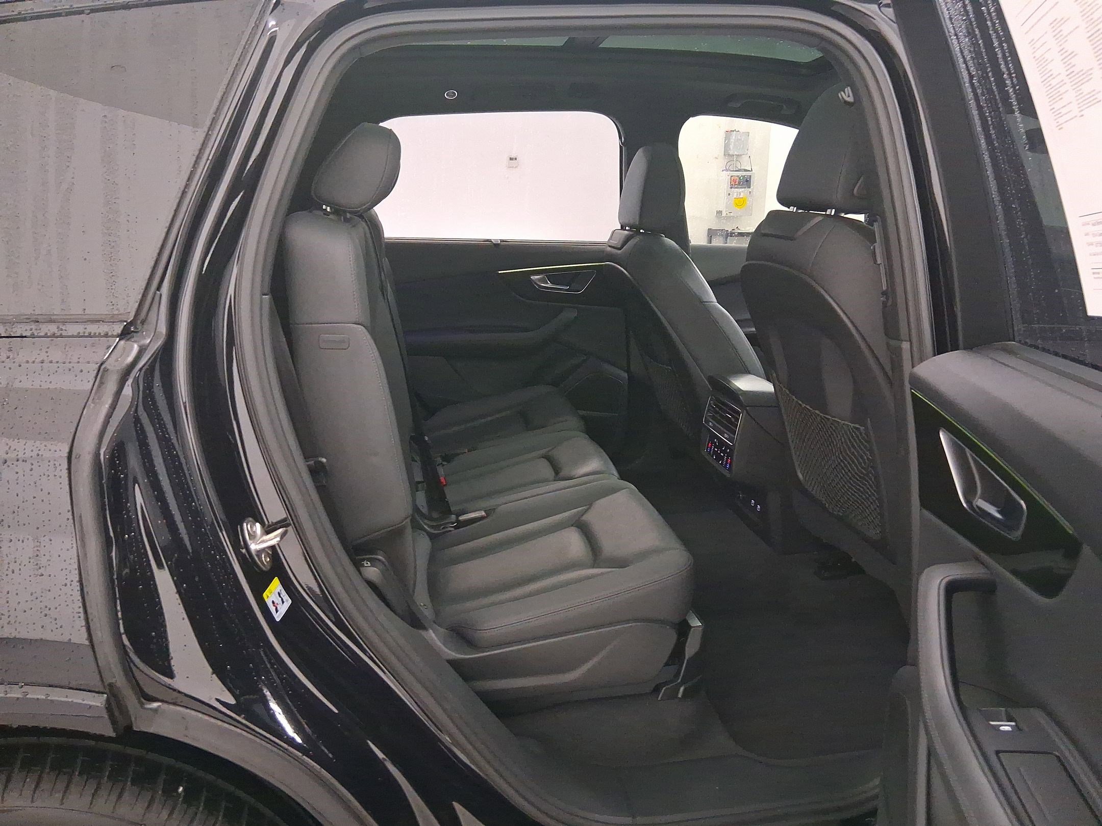 Used 2021 Audi Q7 3.0T Prestige w/ Prestige Package image 32