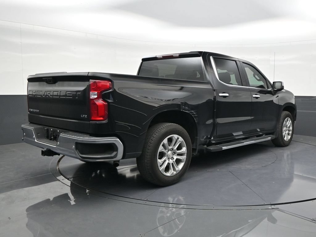 Used 2024 Chevrolet Silverado 1500 LTZ RWD image 5