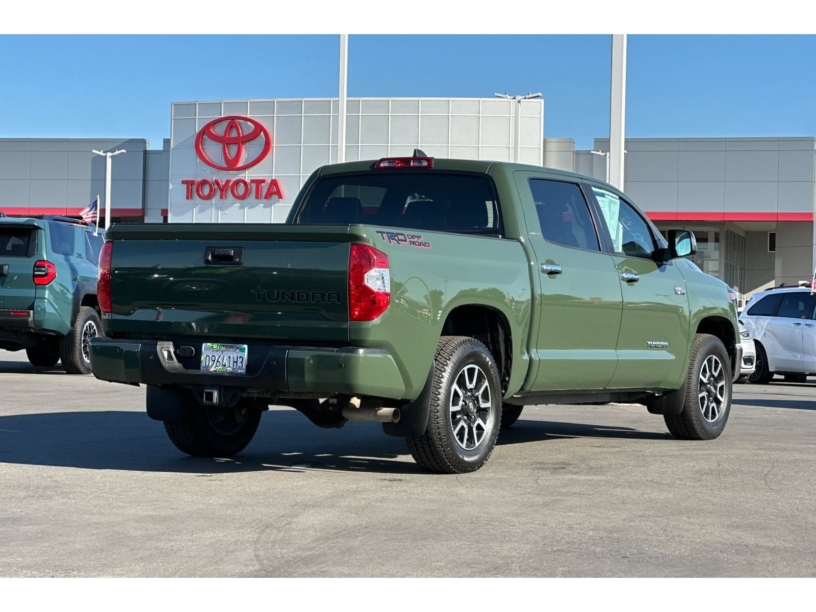 Certified 2021 Toyota Tundra Limited w/ Limited Premium Package RWD image 4