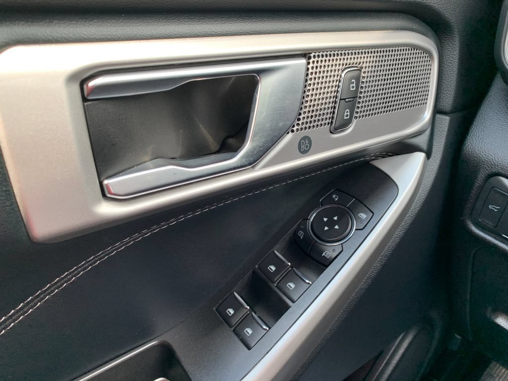 Used 2022 Ford Explorer Limited RWD image 23