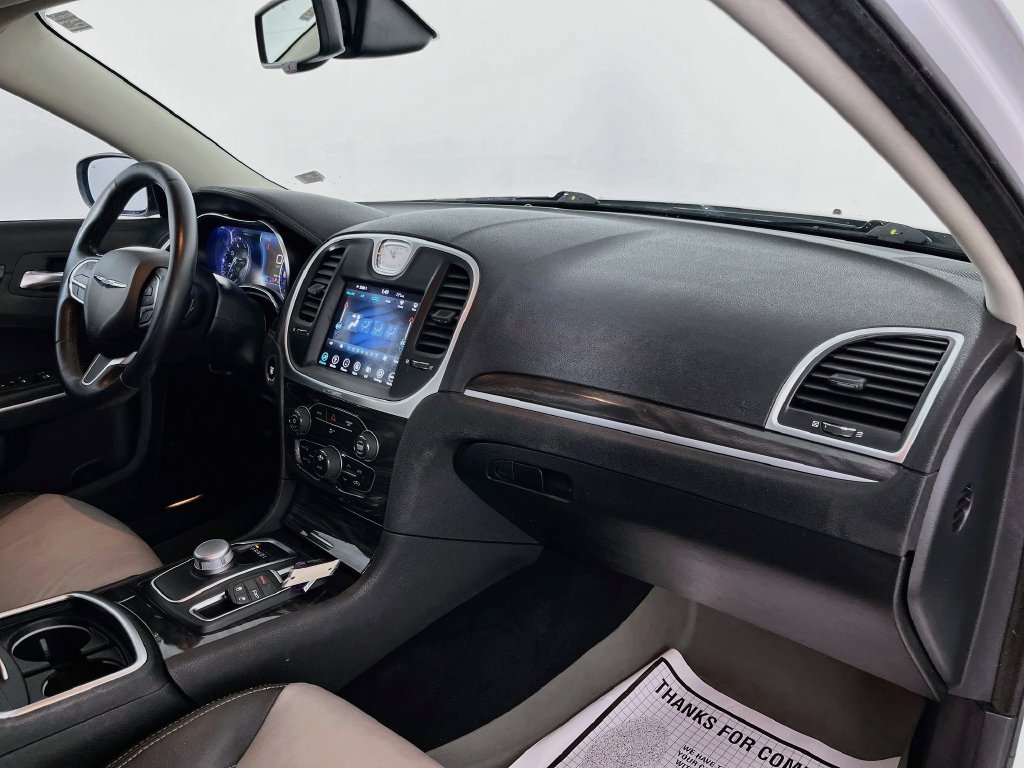 Used 2019 Chrysler 300 Touring w/ Sport Appearance Package RWD image 35