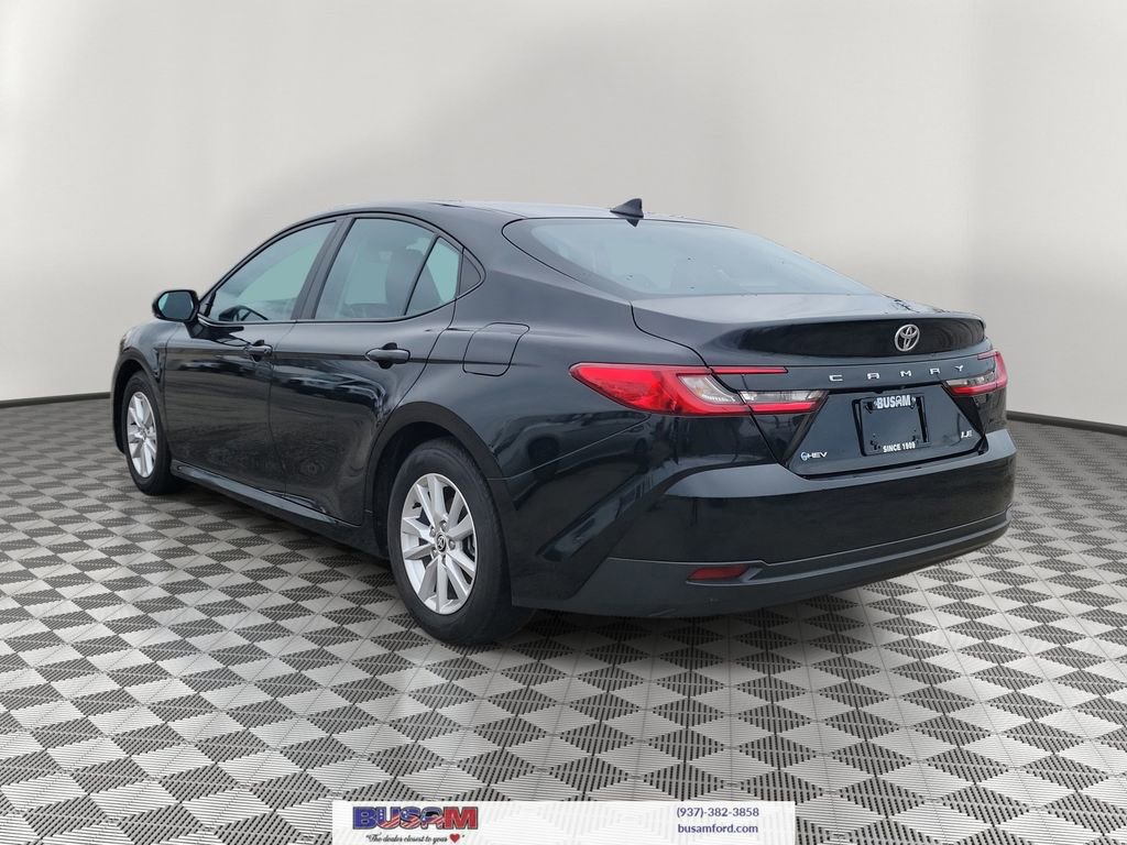 Used 2025 Toyota Camry LE FWD image 3