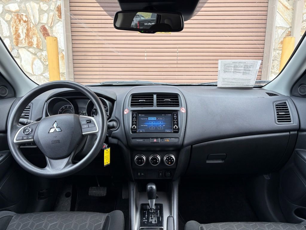 Used 2025 Mitsubishi Outlander Sport ES image 22