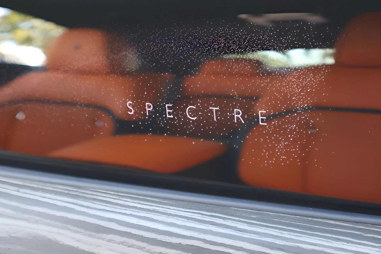 Certified 2024 Rolls-Royce Spectre w/ Leather Finishing Pack AWD/4WD image 27