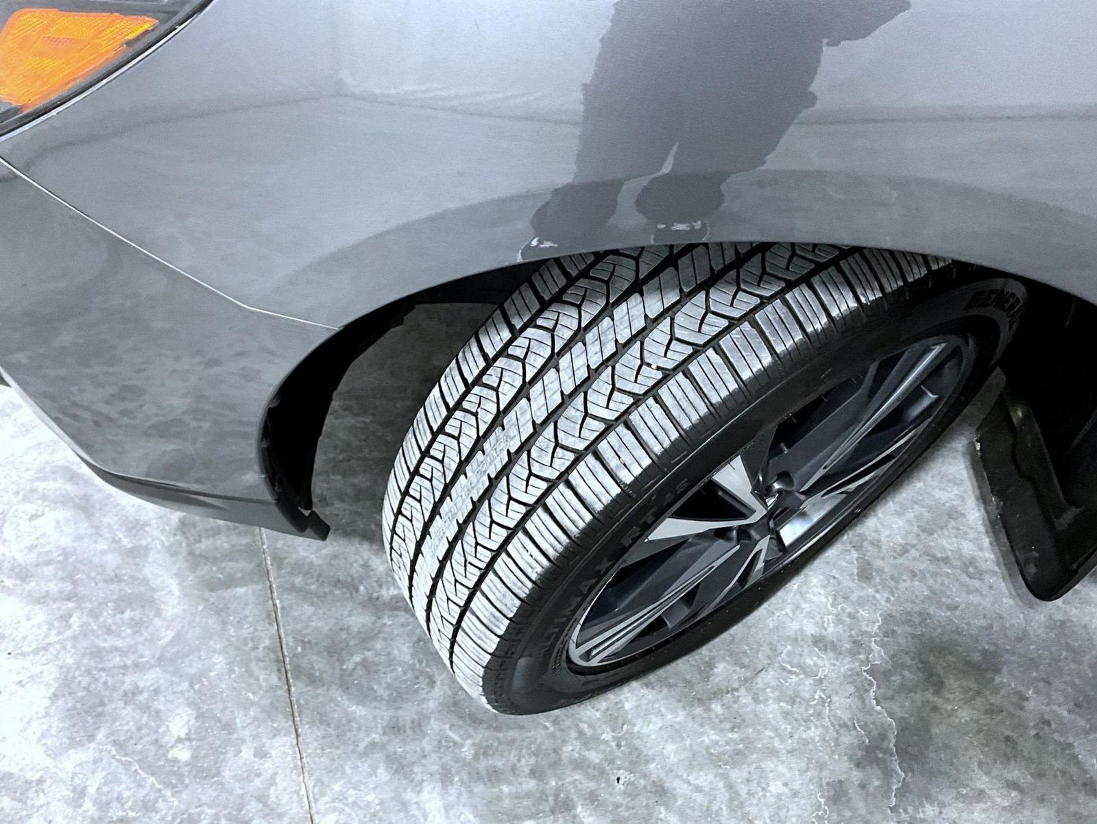 Used 2020 Nissan Pathfinder Platinum image 25