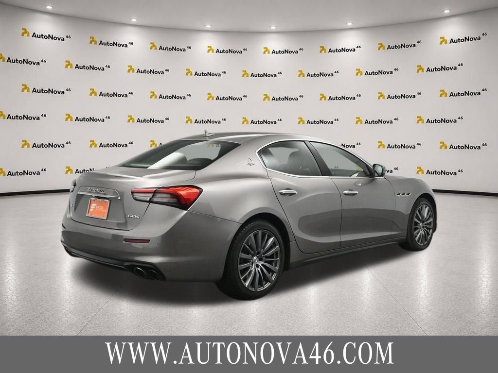 Used 2021 Maserati Ghibli S RWD image 9