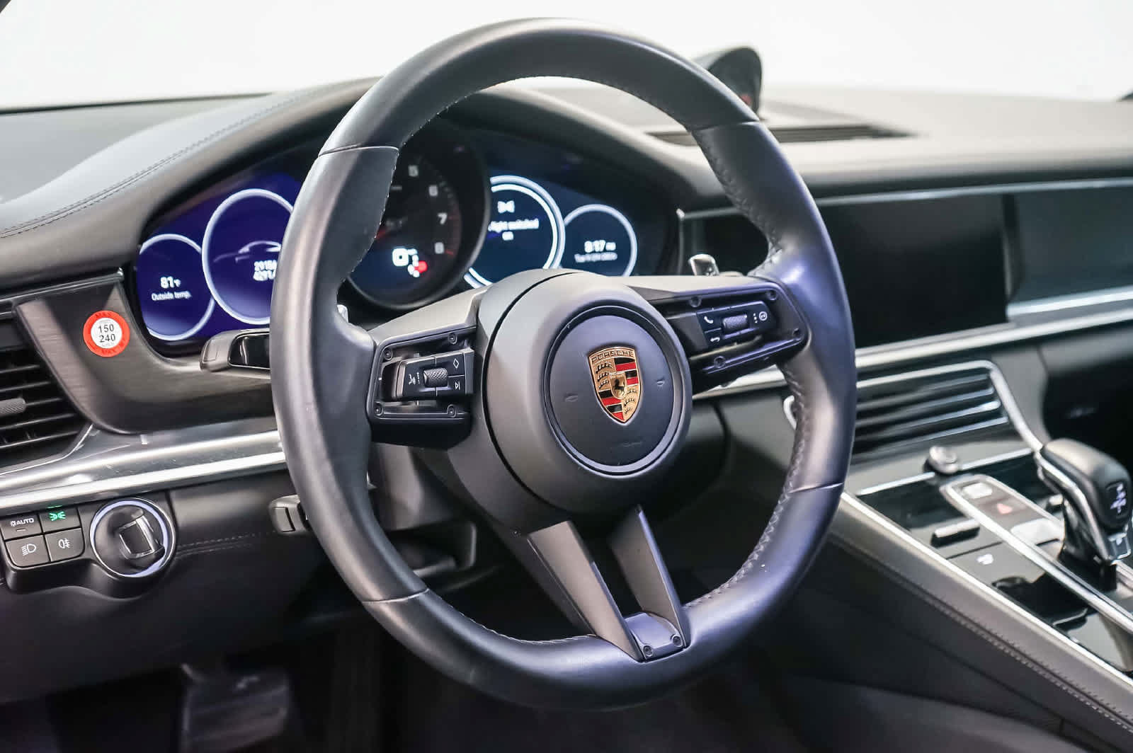 Certified 2023 Porsche Panamera Platinum Edition RWD image 4