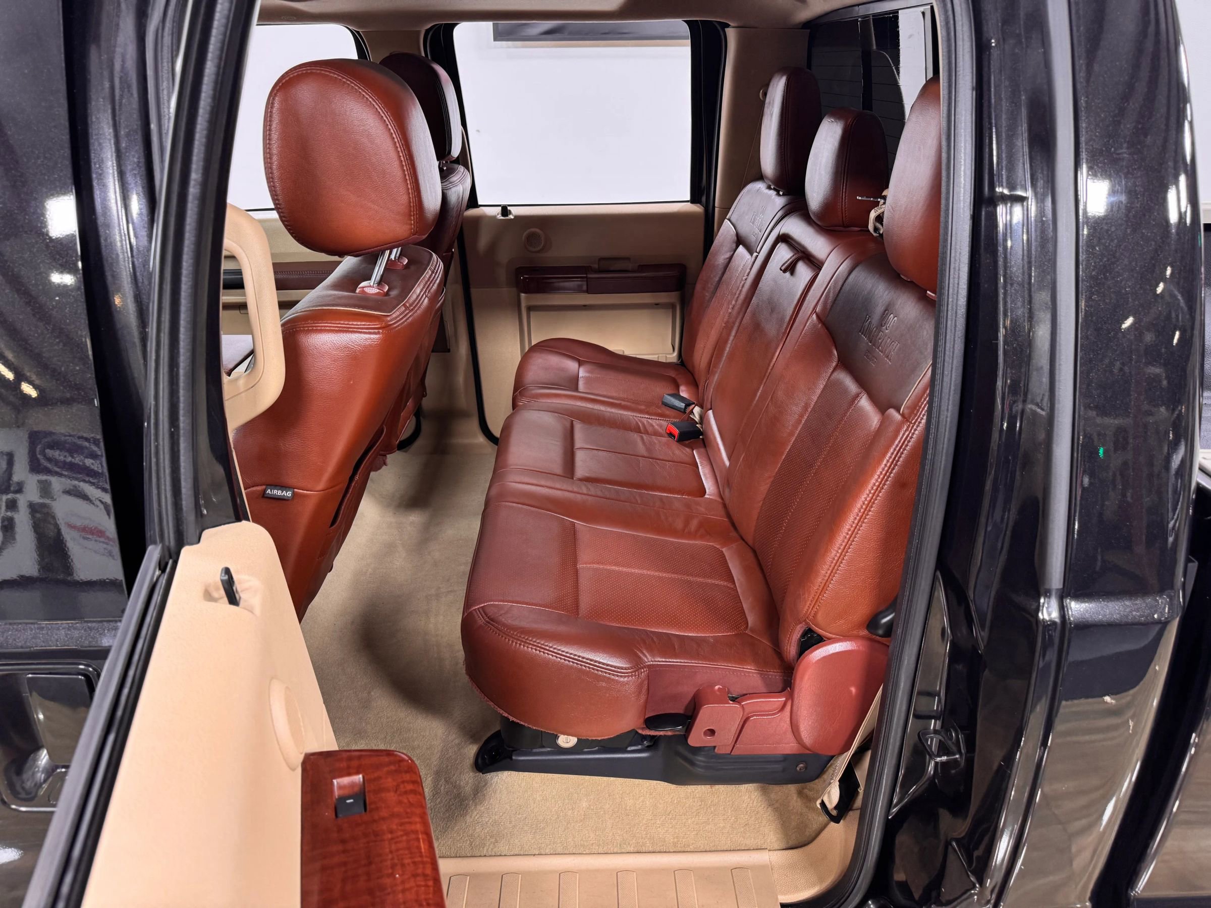 Used 2012 Ford F250 King Ranch w/ King Ranch w/Chrome Pkg image 16