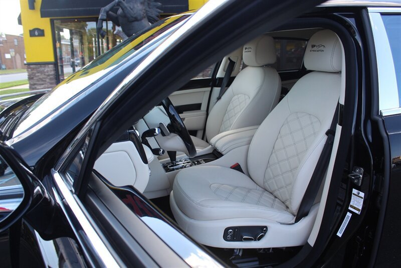 Used 2013 Bentley Mulsanne RWD image 21