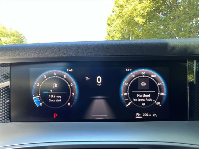 New 2025 Volkswagen Tiguan SE R-Line image 15