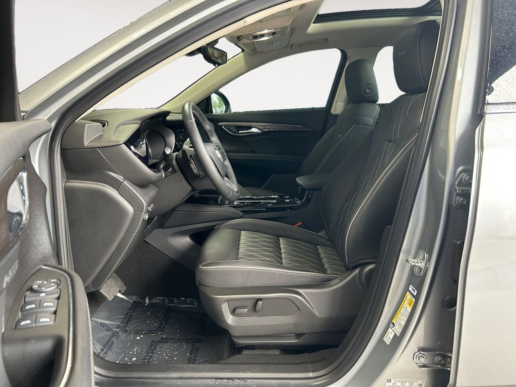 Used 2023 Buick Envision Avenir image 15
