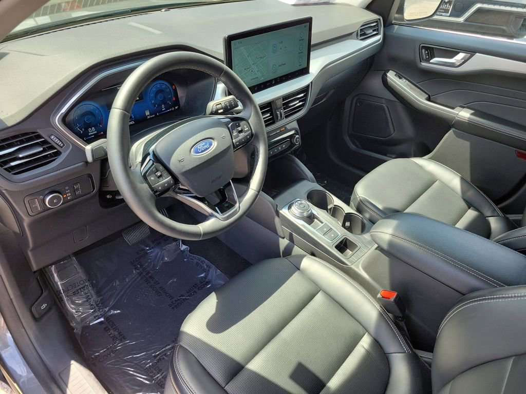 Used 2025 Ford Escape Platinum AWD/4WD image 23