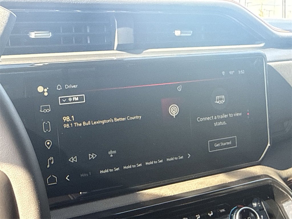 Used 2025 GMC Sierra 2500 AT4 w/ AT4 Premium Plus Package image 16