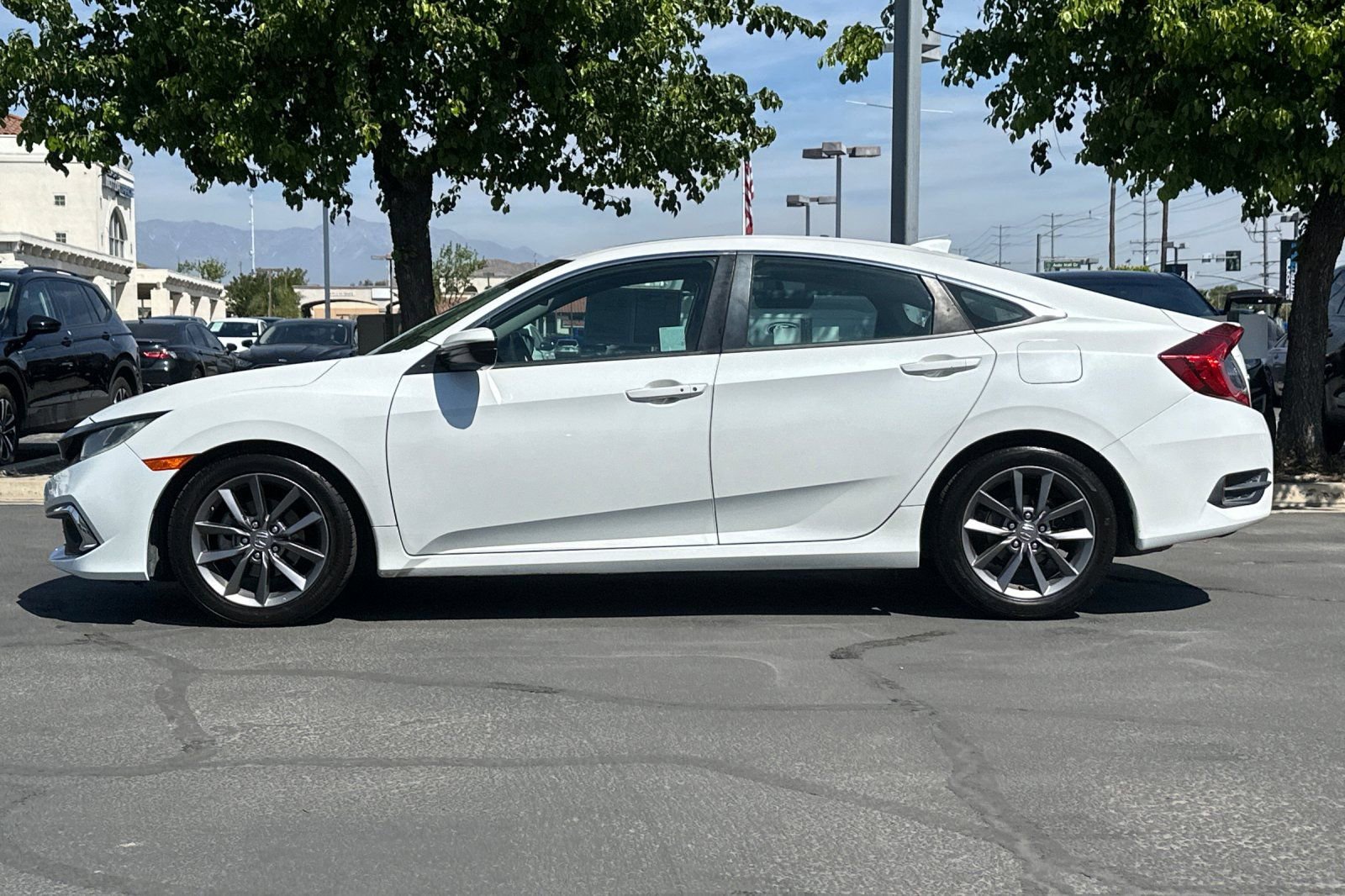 Used 2019 Honda Civic EX image 7