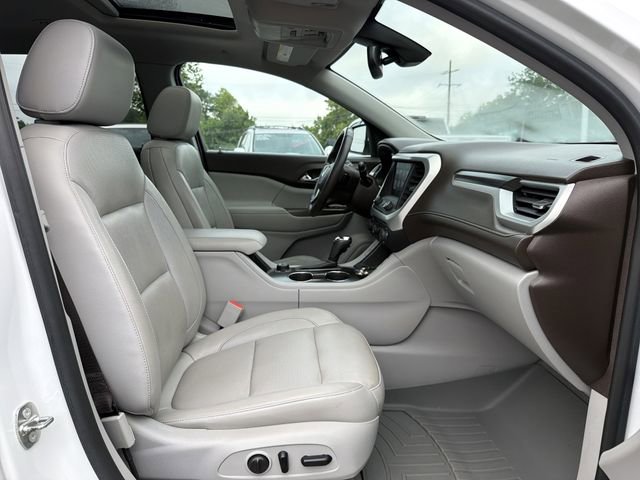 Used 2018 GMC Acadia SLT FWD image 18