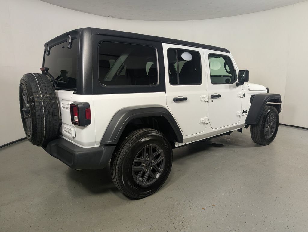 Used 2025 Jeep Wrangler Unlimited Sport AWD/4WD image 7