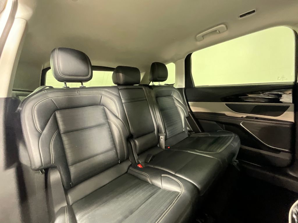 Certified 2024 Lincoln Nautilus Reserve AWD/4WD image 27