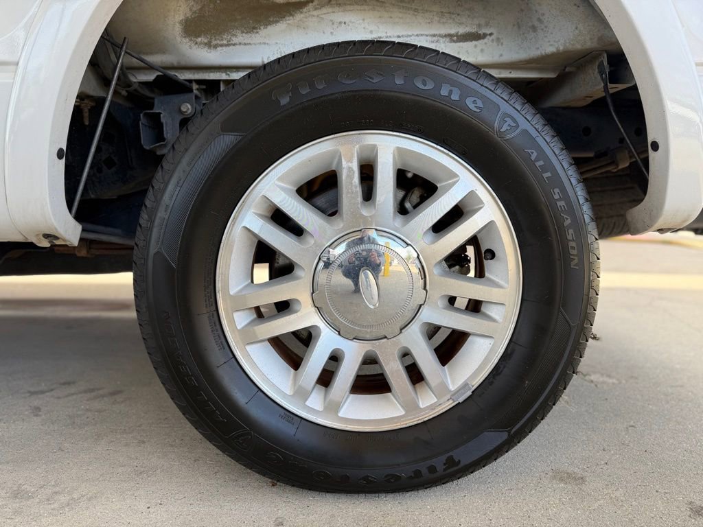 Used 2013 Ford F150 Lariat w/ Luxury Equipment Group image 11