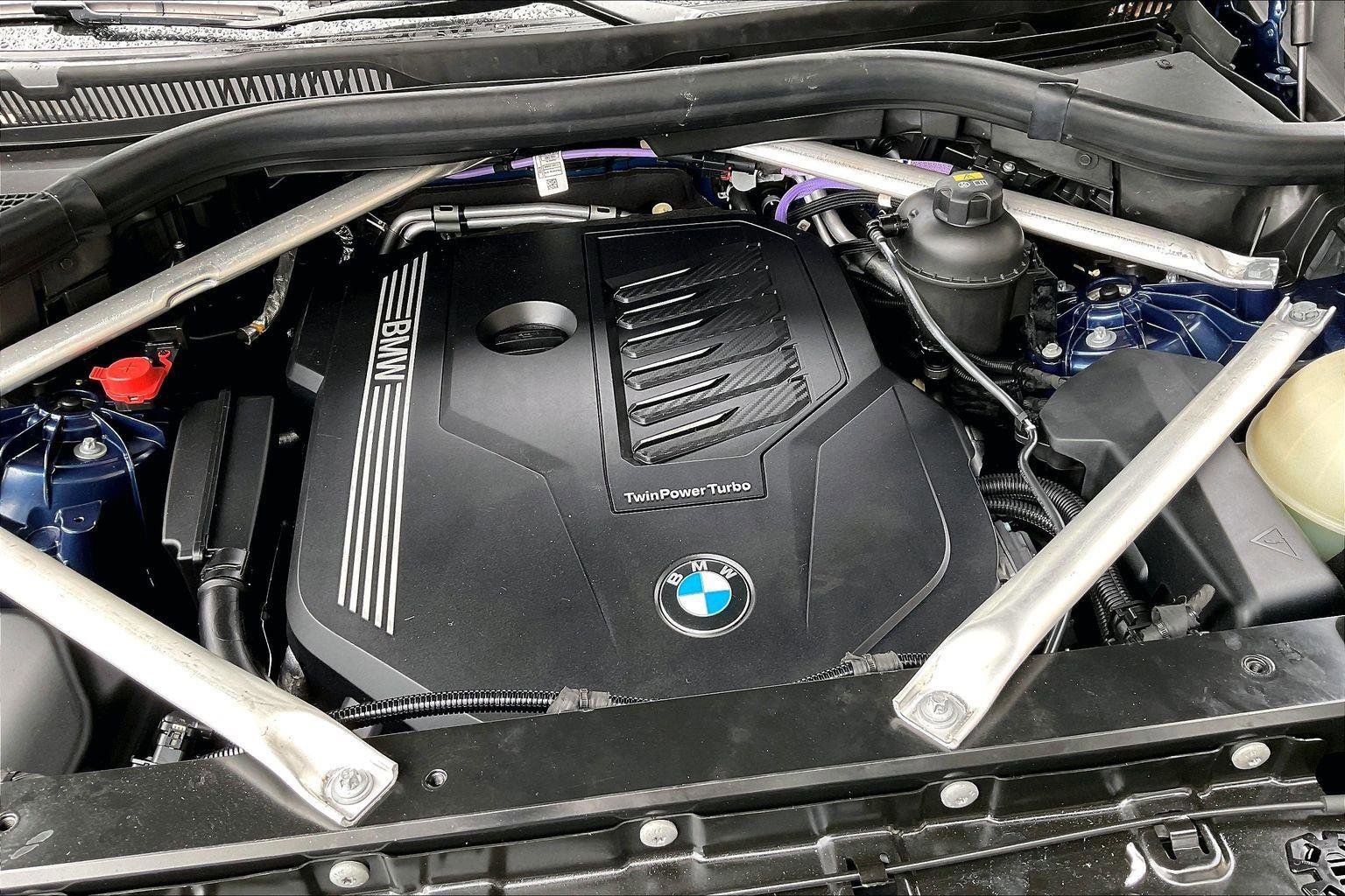 Used 2022 BMW X5 xDrive40i w/ Premium Package AWD/4WD image 33