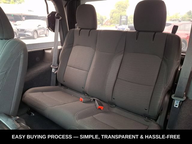 Used 2019 Jeep Wrangler Sport AWD/4WD image 12