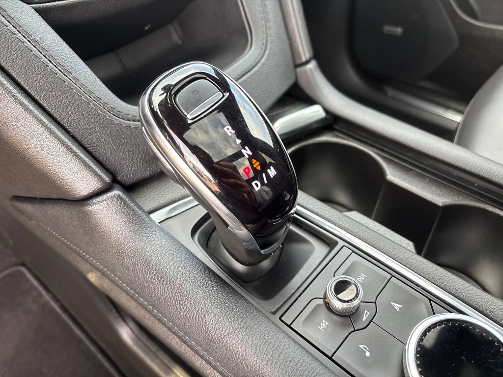 Used 2025 Cadillac XT5 Premium Luxury image 25