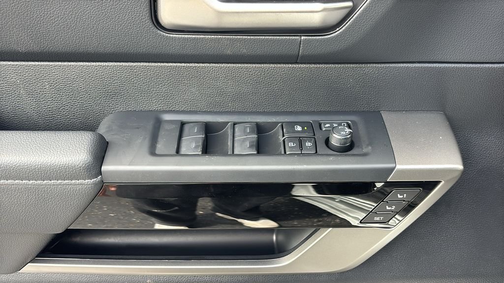 New 2026 Toyota Tundra Limited AWD/4WD image 13