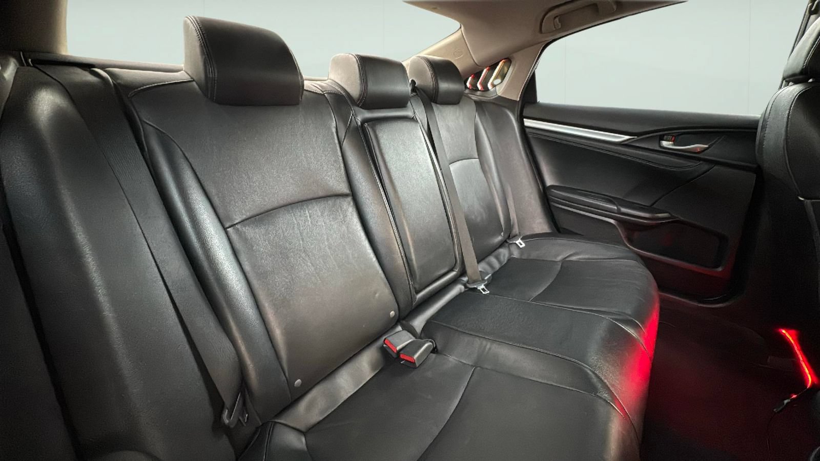 Used 2017 Honda Civic EX-L image 23