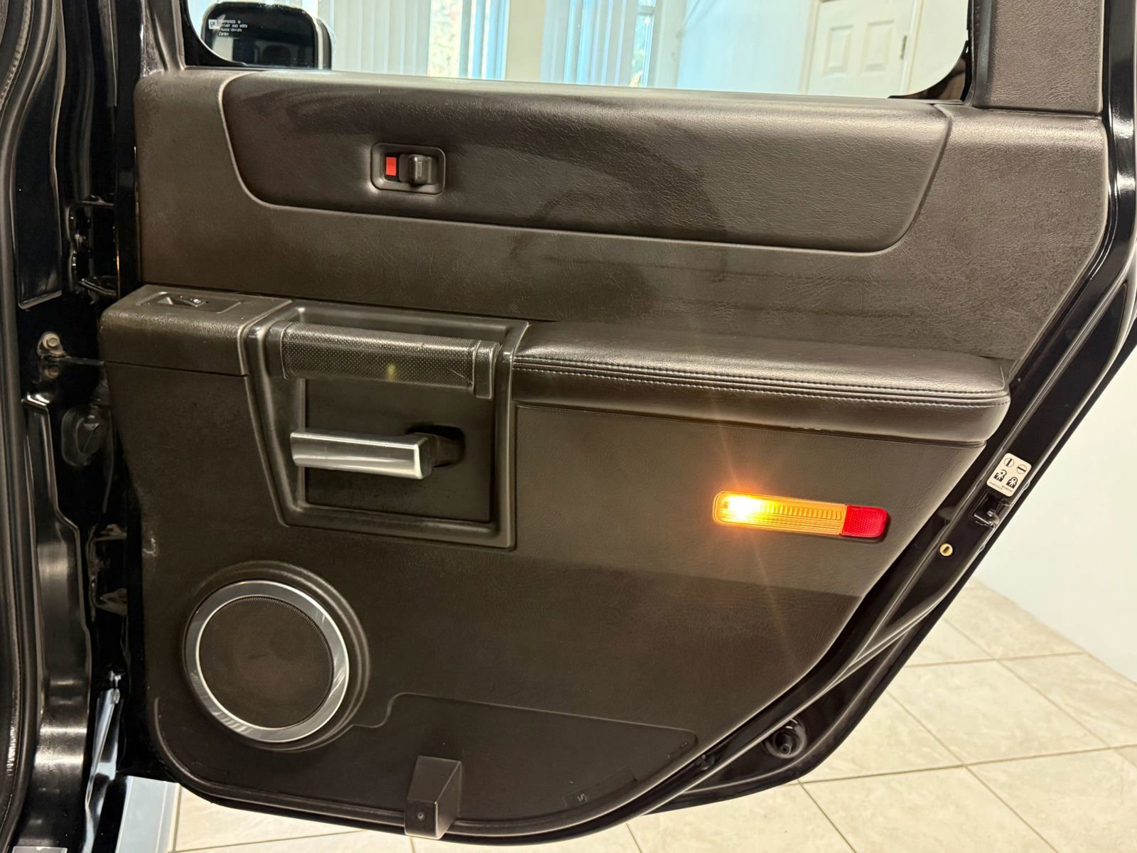 Used 2007 HUMMER H2 SUT image 18