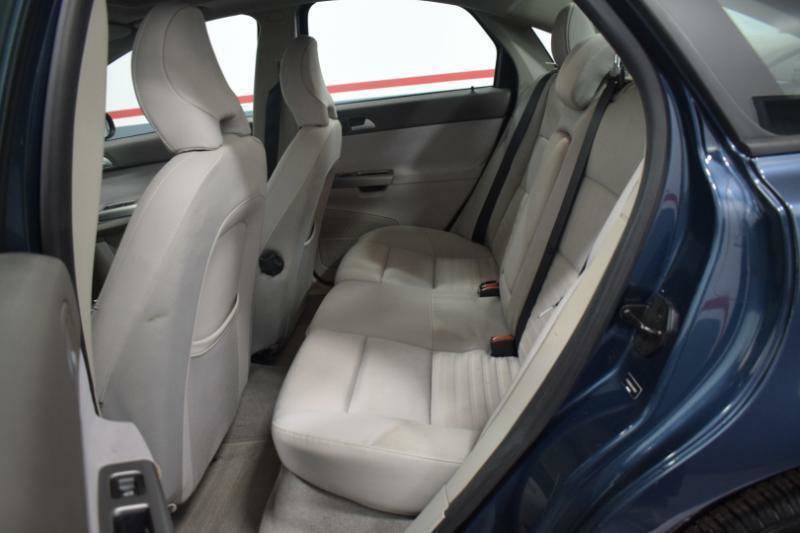 Used 2010 Volvo S40 2.4i image 15