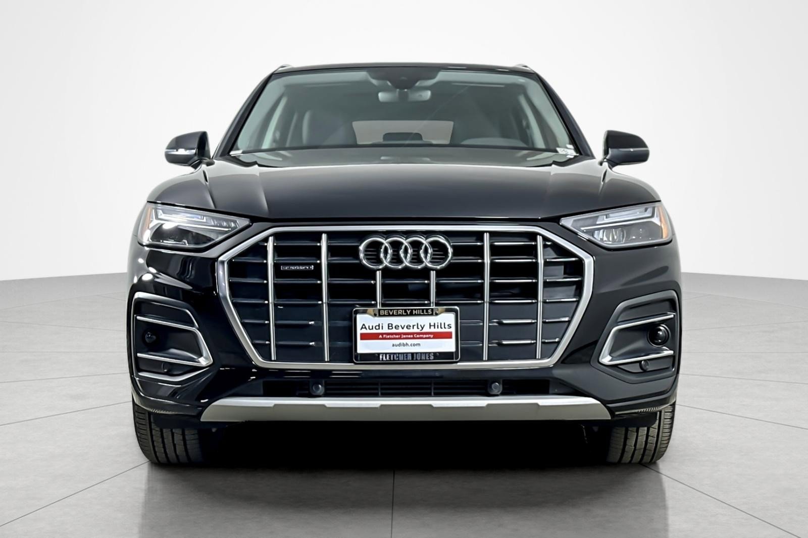 Used 2023 Audi Q5 2.0T Premium w/ Convenience Package image 8
